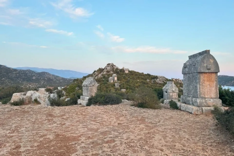 ancient-tombs-lycian-way-simena-castle