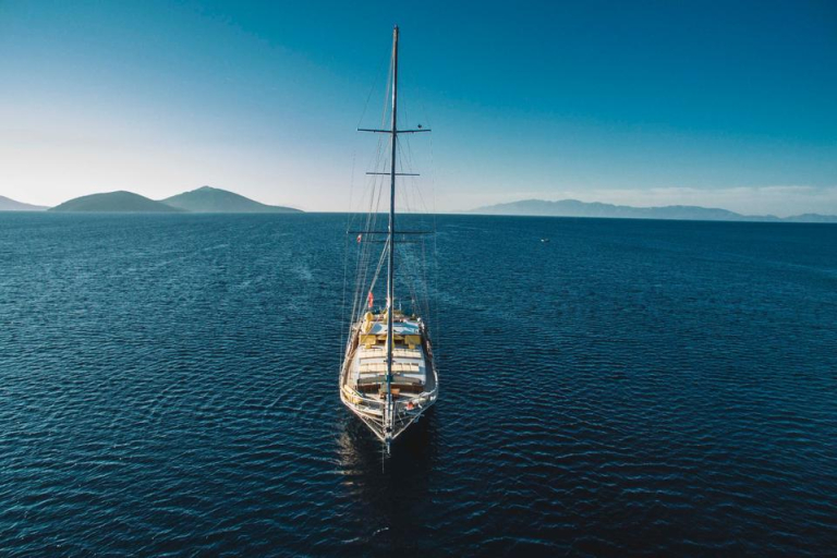 luxury-gulet-fortuna-top-deck