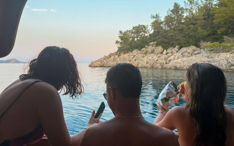 young-adults-blue-cruise-turkey-snacks-kekova