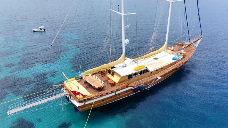 yourtourkey-parsian-luxury-gulet-exterior (6)