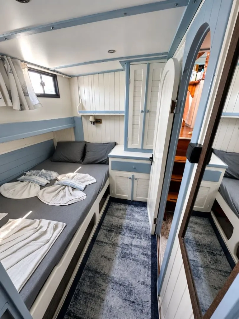 marina-fortune-tiny-double-cabin